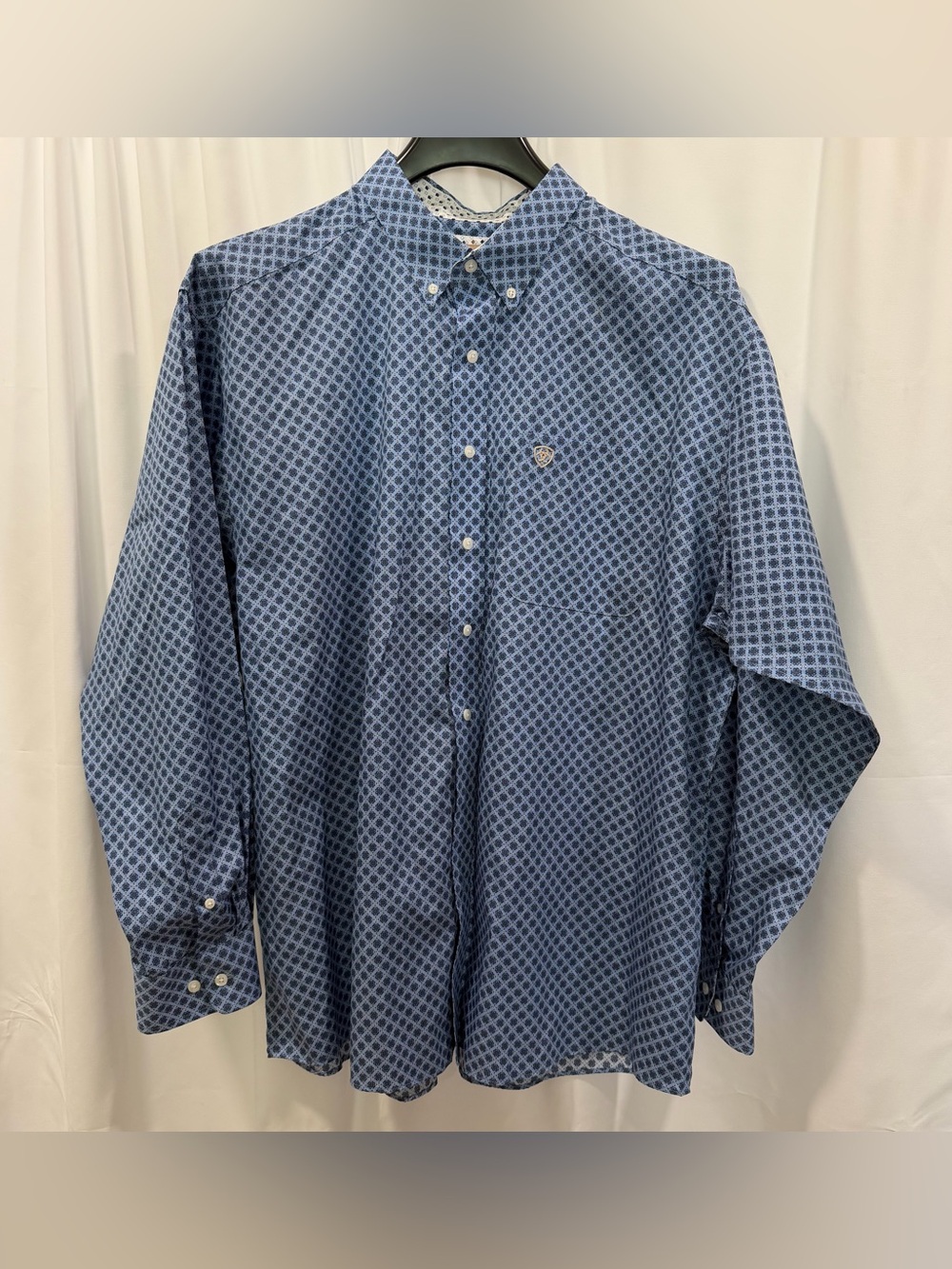 Ariat Wrinkle Free Blue Geometric Button Down Shirt Men’s XXL